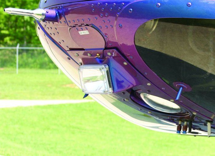 Bell 407, Steerable Landing Light